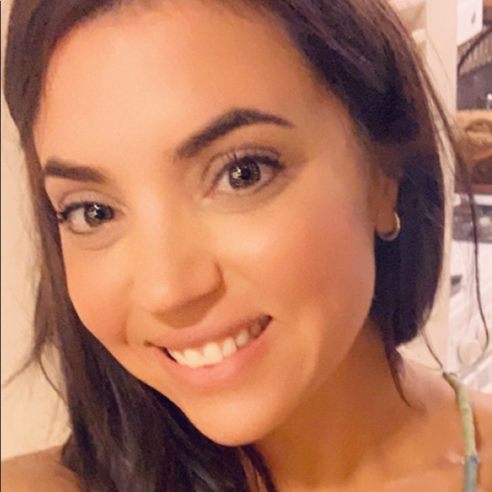 Meet your Posher, Lindsey